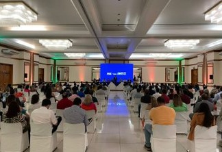 Bruno Roberto mobiliza mais de 40 prefeitos em evento em Campina Grande; VEJA VÍDEO