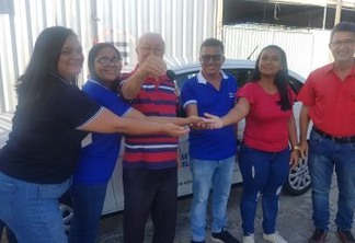 Frei Anastácio entrega carro novo a Conselho Tutelar de Sapé e confirma mais de R$ 900 mil em emendas  para o município 
