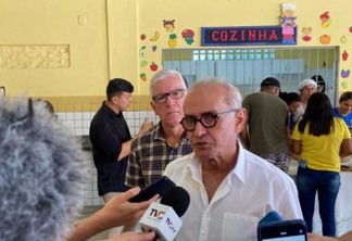Cícero rebate críticas da oposição acerca da viagem de Azevêdo: "Como João não tem defeito, eles estão colocando esse, que não é"