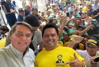 Policial Caio aproveitou visita de Bolsonaro e adiantou demandas de sertanejos: "Solicitei a celeridade nas obras da BR 230 e o hospital de Trauma do Sertão"