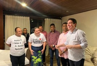 União e força política: prefeita Luciene reúne sua base e sacramenta apoio de 16 vereadores a Felipe Leitão e Dr. Damião