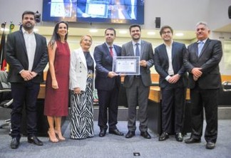 Com propositura de Wilson Filho, superintendente da EMLUR recebe título de cidadão paraibano