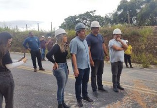 Prefeita Karla Pimentel e Deputado Estadual Eduardo Carneiro visitam ações nas áreas de risco em Conde