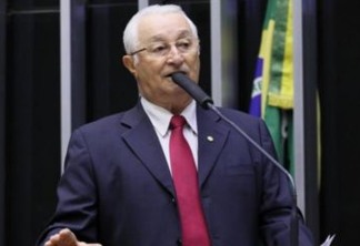 Frei Anastácio diz que silêncio de Bolsonaro sobre ato terrorista em Brasília é 'sinal de aprovação'