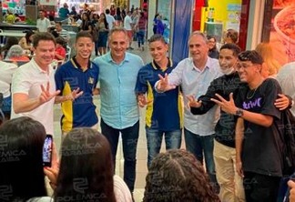 Veneziano registra agenda com irmãos Cartaxo e destaca apoio de jovens: "Juventude também tem nos acolhido"