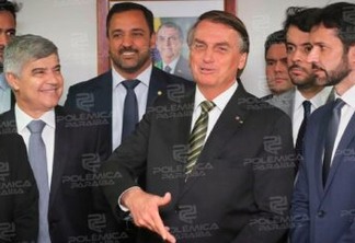 Ao lado de Wellington Roberto, Bolsonaro assina investimentos de R$ 108 milhões para perfuração de poços na Paraíba