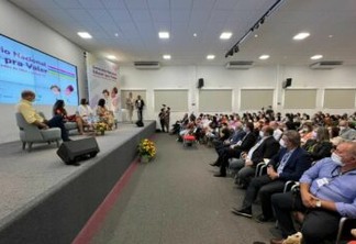 Comitiva de Patos participa de Seminário Nacional Educar pra Valer, em Sobral (CE)