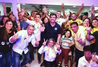 Ao lado de Bruno Roberto, Eduardo Carneiro participa de plenária com lideranças e apoiadores em Mangabeira