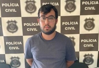 Professor é preso após ser acusado de oferecer dinheiro a aluno em troca de sexo