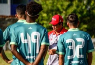 Auto Esporte confirma a contratação do meia Leandro Santos
