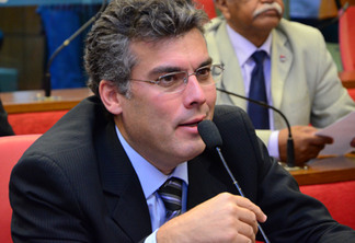 Marco Antonio reclama de boatos sobre 'articulação' para mudar liderança na Câmara de JP