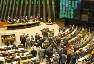 Câmara pede que autora de denúncias sobre Petrobras tenha proteção especial
