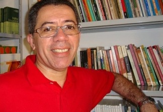 Luiz Júnior deixa Educação da PMJP, retorna à UFPB e vai debater ensino
