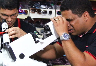 Ministério Público apreende óculos vendidos irregularmente no centro da Capital  