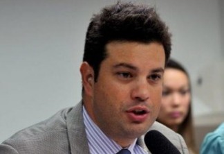 CUNHA JÁ ERA: PMDB e governo deflagram disputa pela presidência da Câmara