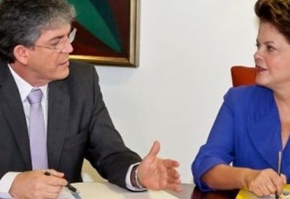 Após derrota na Câmara, Dilma se reúne com o governador Ricardo Coutinho