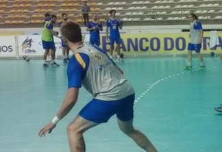 Seleção Brasileira de Handebol faz primeiro treino no Ronaldão