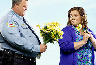 MIKE & MOLLY is a comedy from Chuck Lorre ("Two and a Half Men," "The Big Bang Theory") about a working class Chicago couple who find love at an Overeaters Anonymous meeting. Billy Gardell plays Mike Biggs, a cop, and Melissa McCarthy portrays fourth-grade teacher Molly Flynn. MIKE & MOLLY will premiere this Fall, Mondays (9:30-10:00 PM ET/PT) on the CBS Television Network. Photo: Art Streiber/CBS ©2010 CBS Broadcasting inc. All rights reserved.   Original Filename: mike.jpg