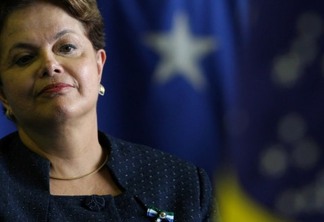 Dilma veta financiamento de empresas a campanhas