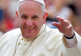 Papa pede que jovens sigam contracorrente e construam um mundo de paz