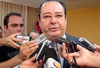 DENÚNCIA DO SINDCONTAS SOBRE DIÁRIAS: Artur Cunha Lima diz que despesas são legais e inerentes às instruções dos processos