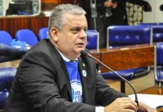 Bosco Carneiro declara ser contra criação do TCM pelo momento inoportuno