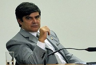 Processo contra Bolsonaro atrasa após Wellington Roberto renunciar relatoria