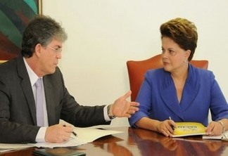 NA MÍDIA NACIONAL: Dilma recua no caso da distribuição de combustível para não perder o apoio de Ricardo