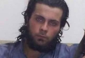 FANATISMO EXTREMO: Sírio executa própria mãe em público por tentar convencê-lo a deixar o Estado Islâmico