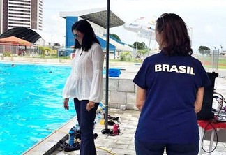 Lígia Feliciano prestigia treino da Seleção Brasileira de Nado Sincronizado em João Pessoa