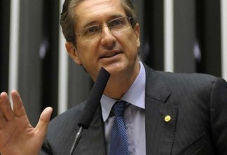 "O impeachment será votado em abril", analisa Rogério Rosso