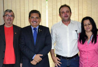 Adriano Galdino recebe apoio do PC do B à sua pré-candidatura em Campina Grande