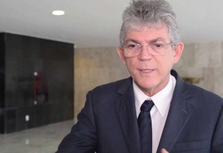 CENAS GROTESCAS: Não há mais espaço para pacto sem povo no Brasil, diz governador da Paraíba - VEJA VÍDEO
