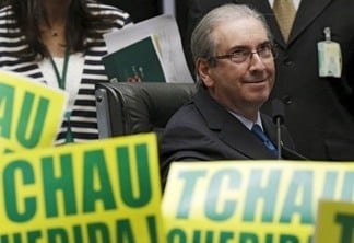 Parte dos aliados de Cunha no Conselho de Ética também votam a favor de Dilma