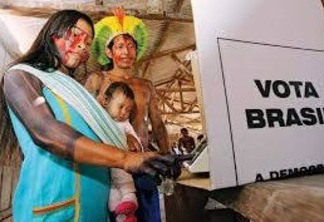 Índios usam urna eletrônica para escolher cacique