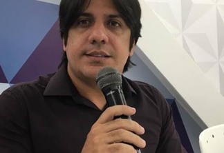 'Eventual mudança de governo não vai mudar a gestão da Paraíba', dispara Luiz Tôrres