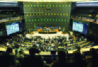 Catorze deputados disputam mandato-tampão na presidência da Câmara