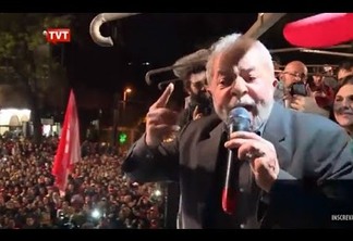 O discurso de Lula na Paulista: "Se provocam, mais eu corro o risco de ser candidato em 2018" - VEJA VÍDEO