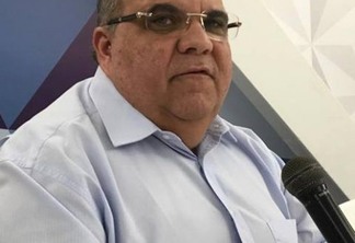 Rômulo elogia postura dos senadores paraibanos e alfineta Ricardo Coutinho: 'ele não procura a bancada'