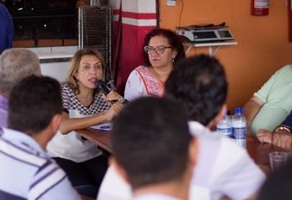 Candidata socialista se reúne com comerciantes de Mangabeira e avalia Binário