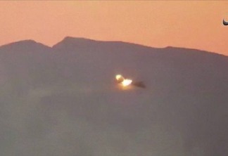 Helicóptero russo é abatido por 'Estado Islâmico' na Síria, dois pilotos morrem - VEJA VÍDEO DO ABATE