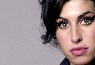 Confira fotos nunca vistas de Amy Winehouse que estará no livro de seu amigo Blake Wood