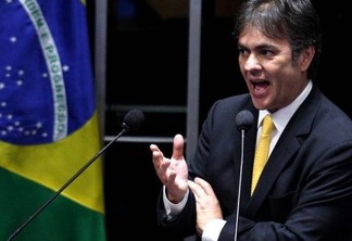 Cássio pede que Dilma seja punida com a inelegibilidade para não voltar ao poder