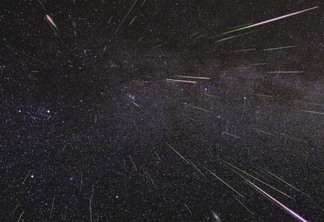 HOJE:  A espetacular chuva de meteoritos que poderá ser vista nos céus de todo mundo