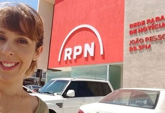 ELA ESTÁ DE VOLTA - Laura Luna estreia nas tardes da Rede Paraibana de Notícias