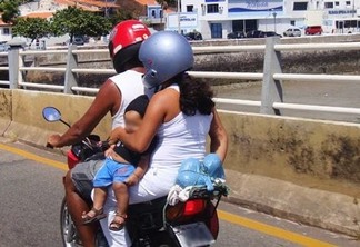 TRAGÉDIA - Na Paraíba, bebê morre após cair de moto que era conduzida pela mãe