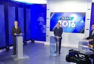 DEBATE NA ARAPUAN: Candidatos a vice-prefeito pelo PSOL e PT se unem em discurso por reforma política