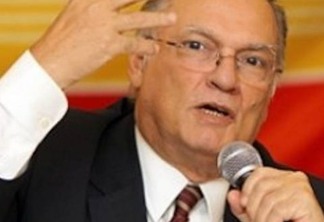 Ministro da Cultura, Roberto Freire, defende a reforma da Lei Rouanet