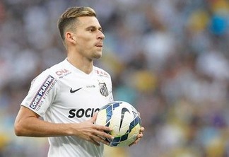 Santos tem "proposta irrecusável" para negociar meia Lucas Lima para clube chinês