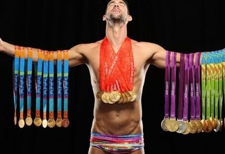 Michael Phelps aparece em capa de revista como maior atleta olímpico da história